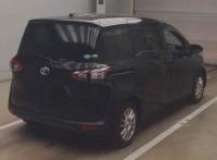 Toyota Sienta 2018