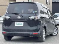 Toyota Sienta 2018