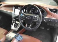 Toyota Harrier 2018