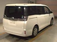 Toyota Voxy 2018