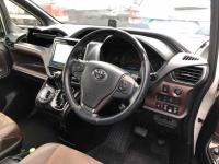 Toyota Esquire 2018