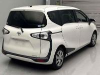 Toyota Sienta 2018