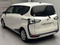Toyota Sienta 2018