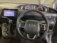 Toyota Sienta 2018